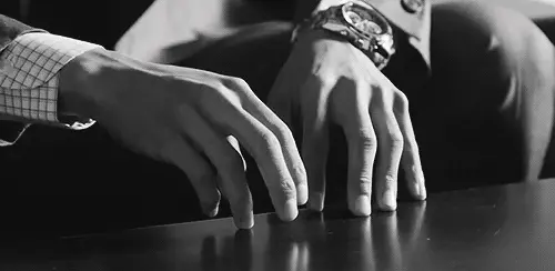 字母圈入圈 - 2025-11-13 234430